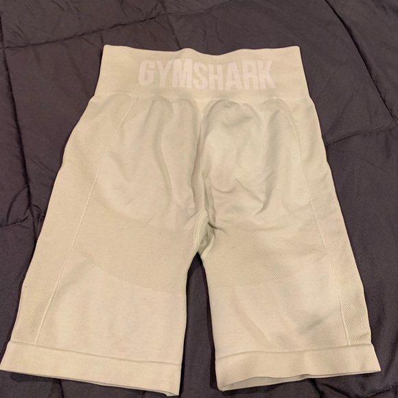 Gymshark flex cycling shorts - green - Picture 2 of 5
